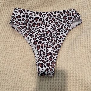 New never worn bikini bottom
